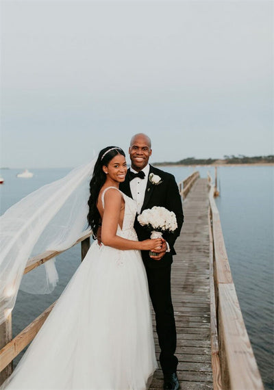 Popular Bridesmaid Headpieces: From Veils to Flower Crowns