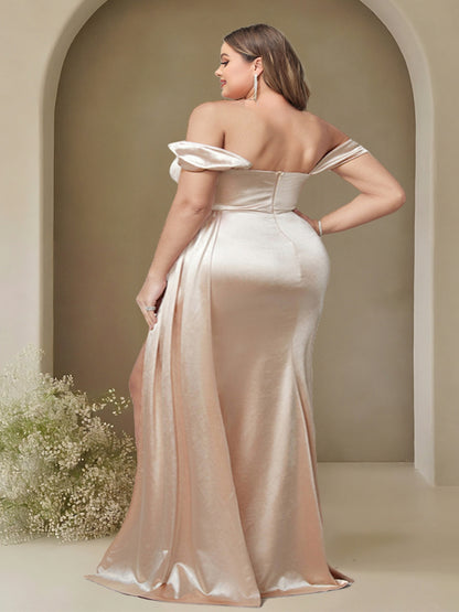 Sheath/Column Off-the-Shoulder Sleeveless Ruched Plus Size Bridesmaid Dresses with Side Slit