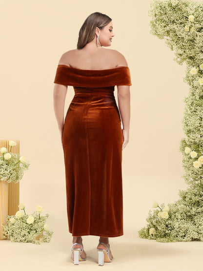 Sheath/Column Velvet Off-the-Shoulder Plus Size Bridesmaid Dress With Split Side