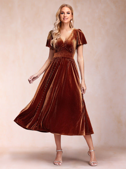 A-Line/Princess Velvet V-Neck Tea-Length Mother of the Bride Dresses