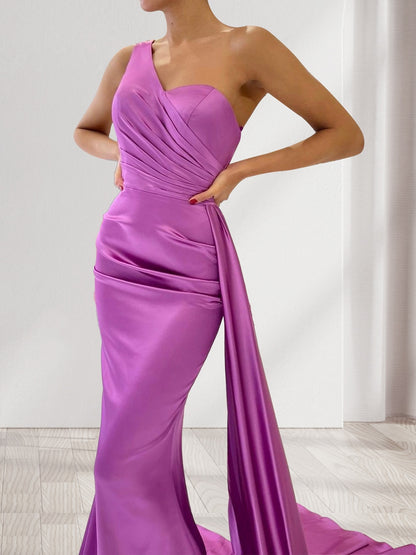 Trumpet/Mermaid One-Shoulder Ruched Evening Dresses with Watteau Train