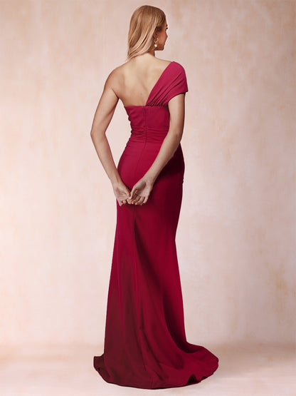 Sheath/Column One-Shoulder Sweep Train Ruched Mother of the Bride Dresses with Ruffles