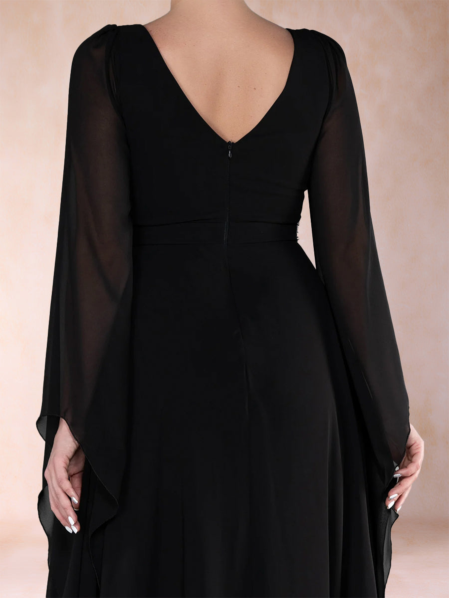 A-Line/Princess Deep V-Neck Long Sleeves Mother of the Bride Dresses with Rhinestone