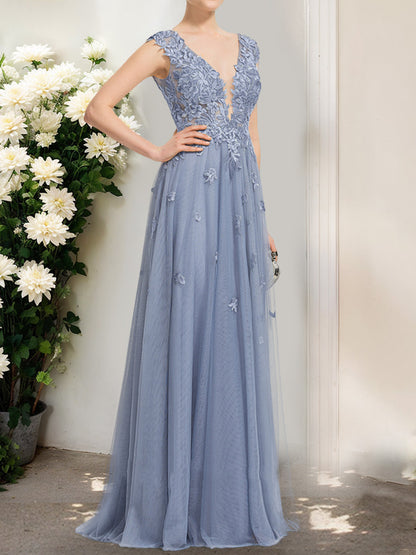 A-Line/Princess V-Neck Sleeveless Applique Prom Dresses