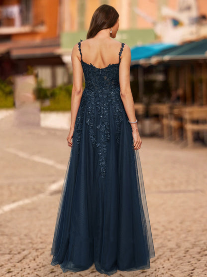 A-Line/Princess V-Neck Sleeveless Lace Prom Dresses