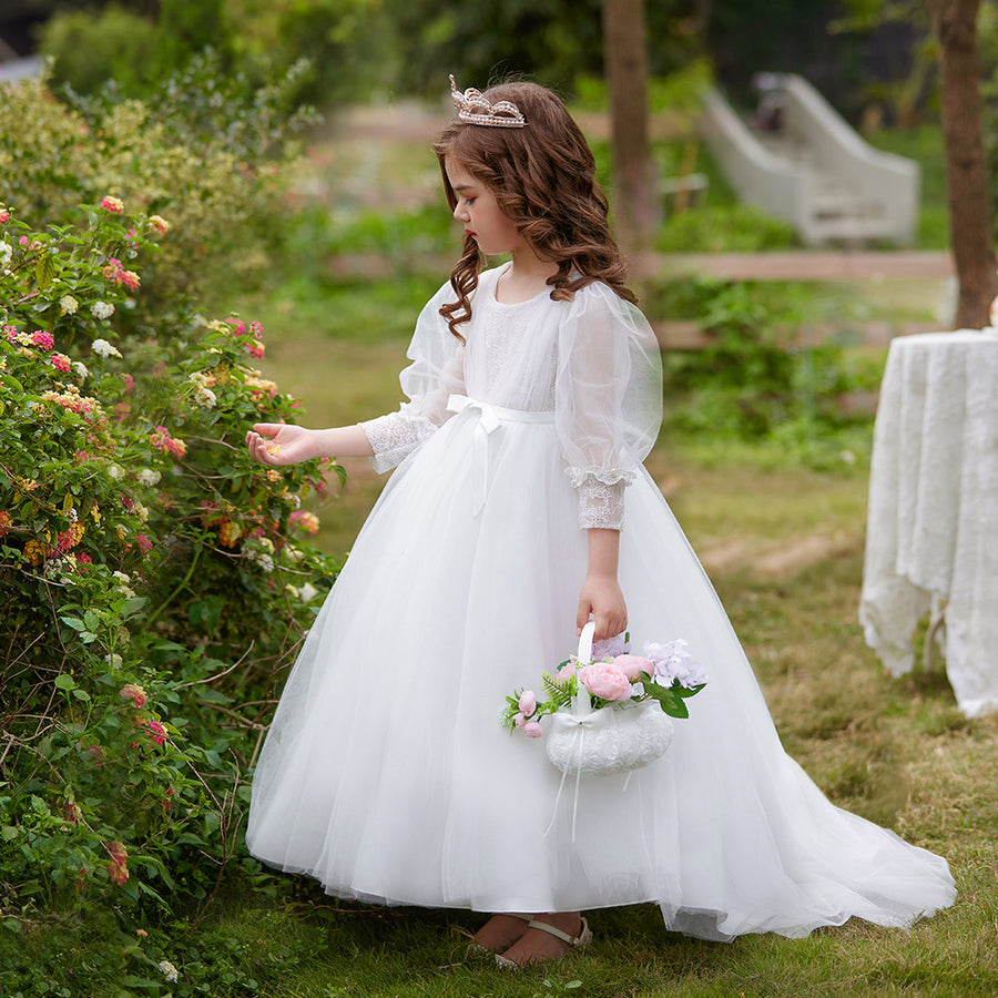 Ball Gown Scoop 3/4 Sleeves Flower Girl Dresses with Lace