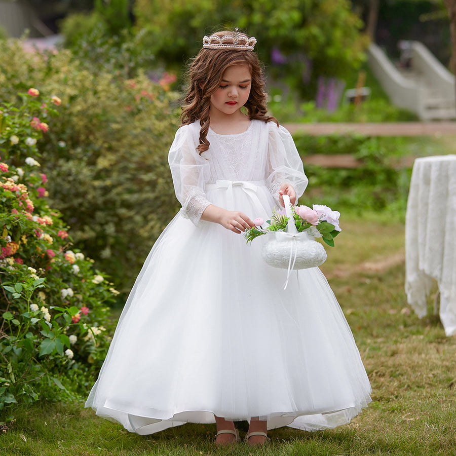 Ball Gown Scoop 3/4 Sleeves Flower Girl Dresses with Lace