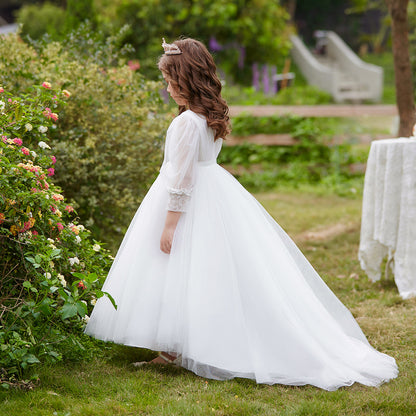 Ball Gown Scoop 3/4 Sleeves Flower Girl Dresses with Lace