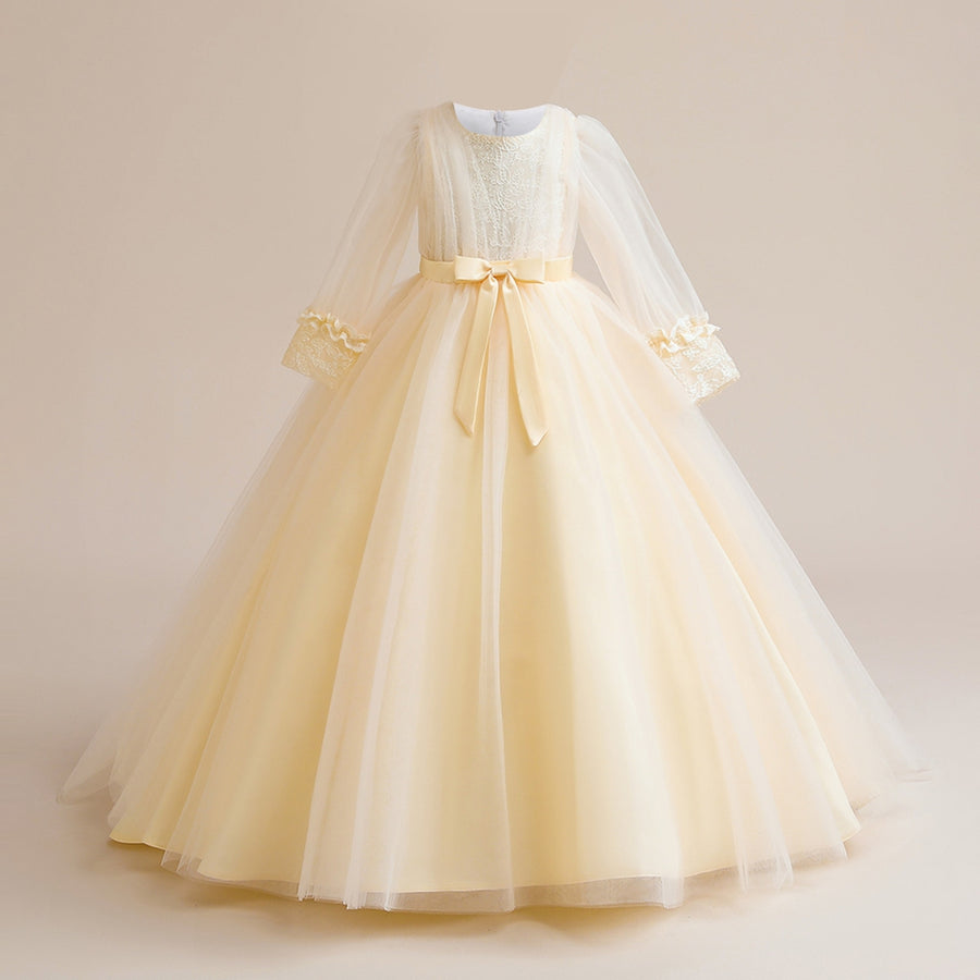 Ball Gown Scoop 3/4 Sleeves Flower Girl Dresses with Lace