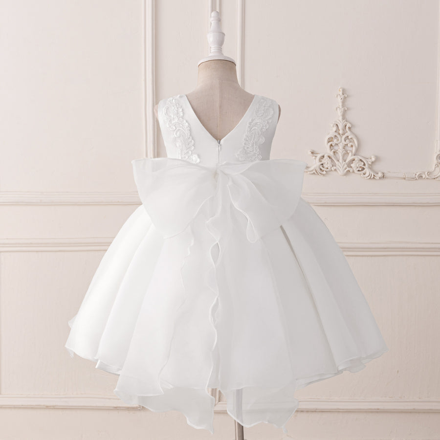 Ball Gown Scoop Sleeveless Flower Girl Dresses with Rhinestones