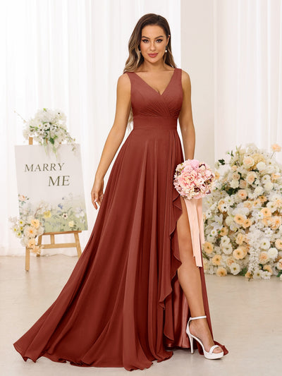 A-Line/Princess V-Neck Split Side Long Bridesmaid Dresses with Pockets