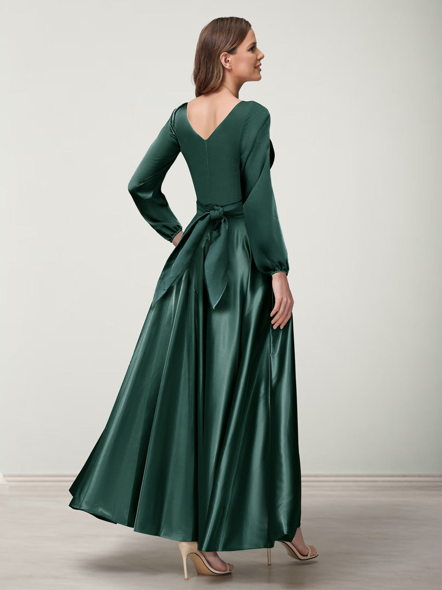 A-Line/Princess V-Neck Long Sleeves Bridesmaid Dresses with Pockets