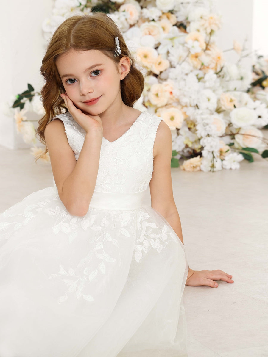 A-Line/Princess Lace Sleeveless V-Neck Knee-Length Flower Girl Dresses