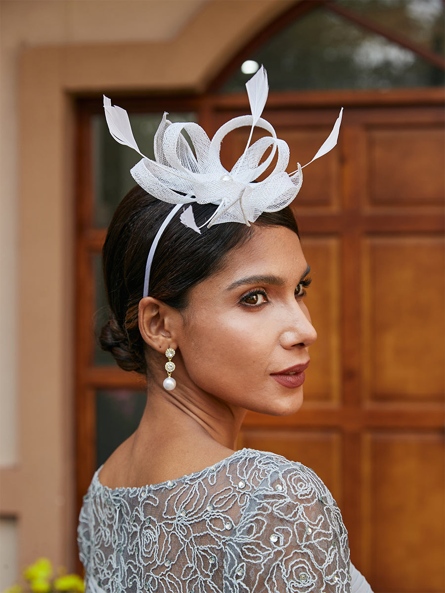 Retro Tulle Fascinators with Feathers