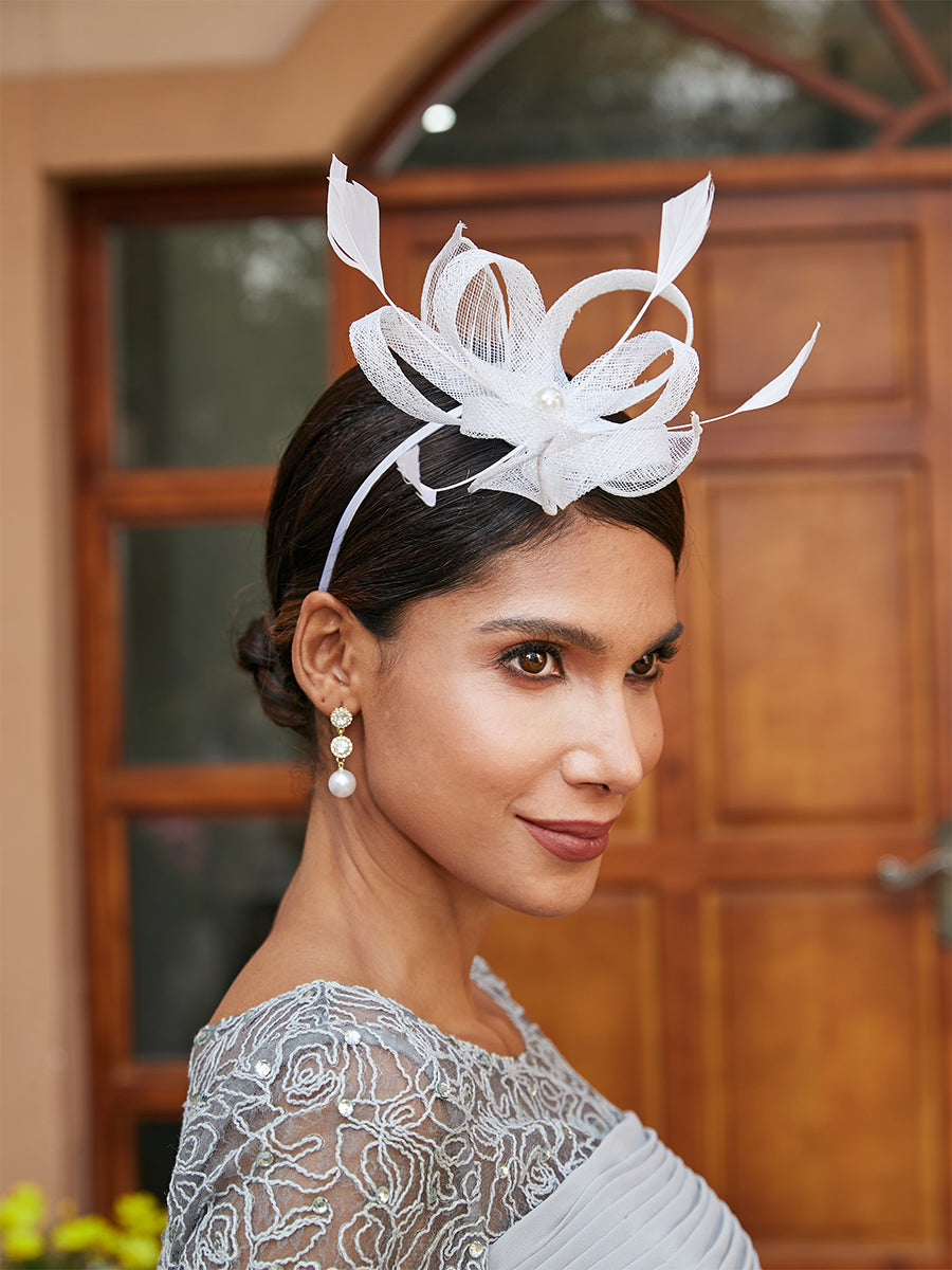 Retro Tulle Fascinators with Feathers