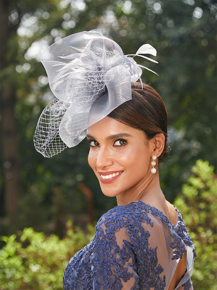 Elegant Tulle Fascinators with Feathers