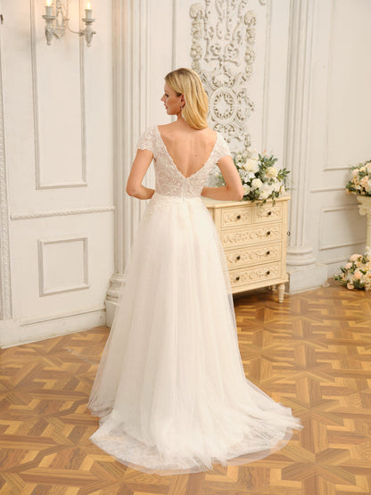 V-Neck Short Sleeves Long Wedding Dresses with Appliques & Beading