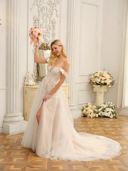 A-Line/Princess Sleeveless Long Wedding Dresses with Appliques & Split Side