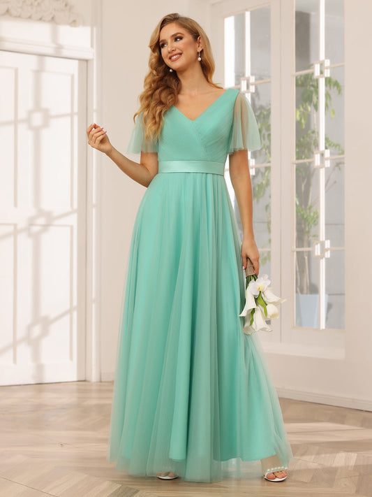 A-Line/Princess Tulle Long Bridesmaid Dresses with Sleeves